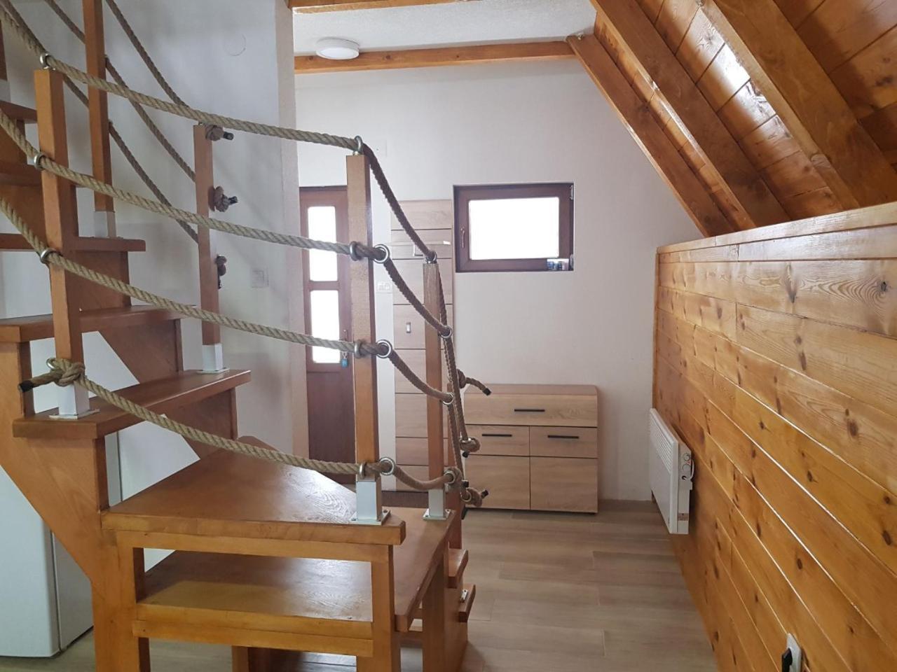 Family Home Mikovic 자블야크 외부 사진