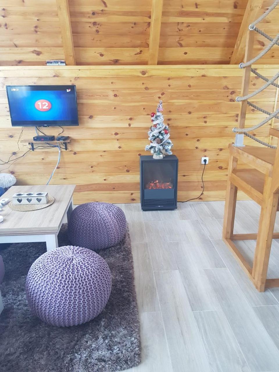 Family Home Mikovic 자블야크 외부 사진